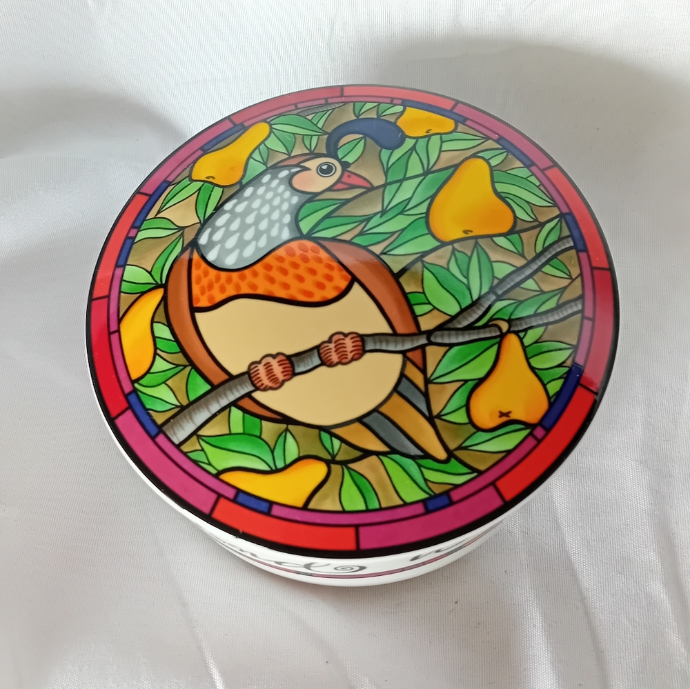 Mikasa Porcelain Partridge In A Pear Tree Colourful Trinket Box